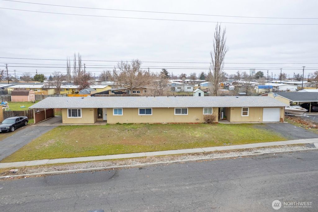 Photo of 406 Biggs Road, Moses Lake, WA 98837 (MLS # 2472954)