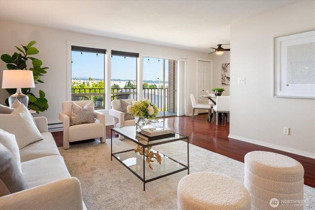 11600 Rainier Avenue S 202 #202, Seattle