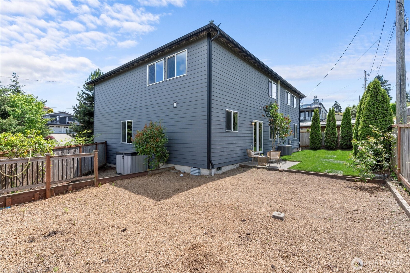 Tacoma, Washington 98407, United States, 5 Bedrooms Bedrooms, ,4 BathroomsBathrooms,Residential,Active,161856