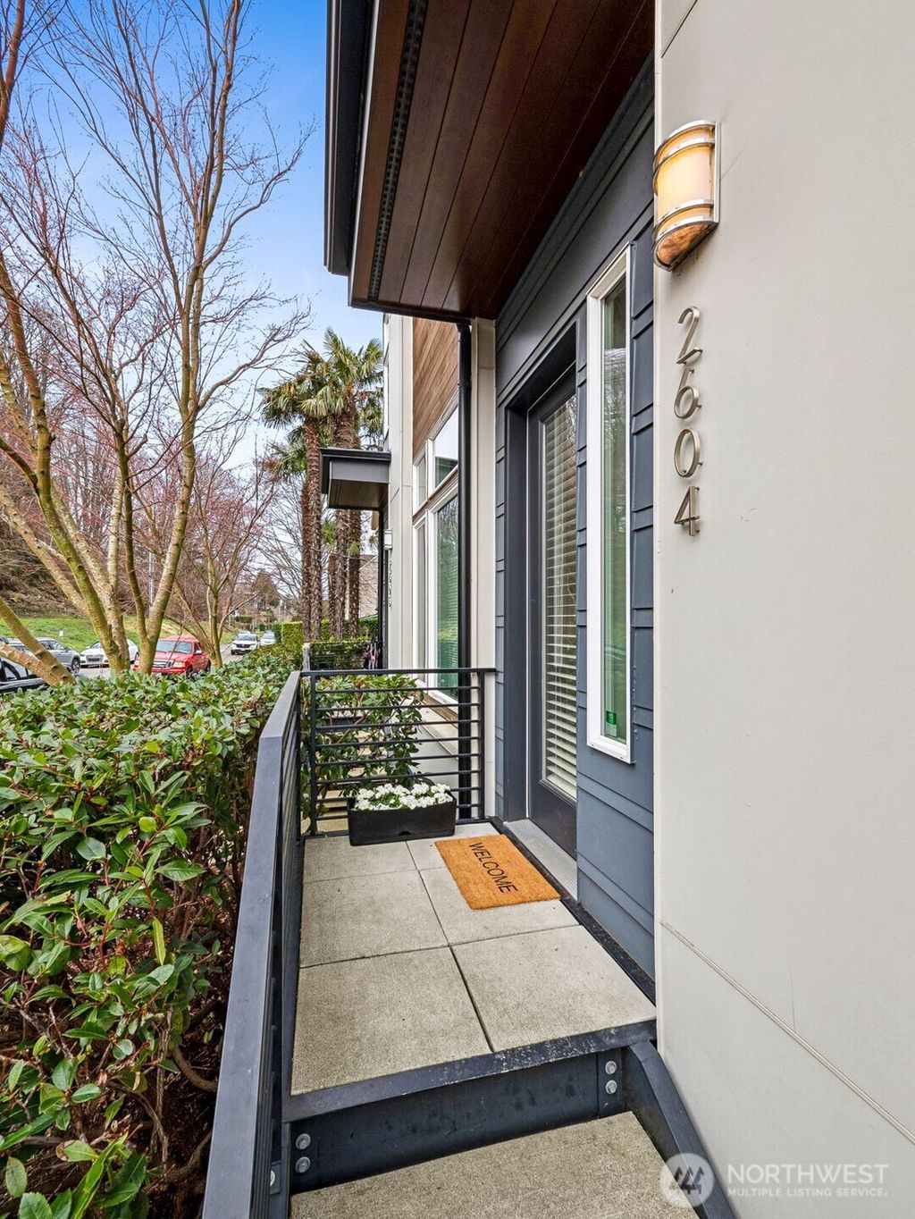 Photo of 2604 23rd Avenue W, Seattle, WA 98199 (MLS # 2337923)