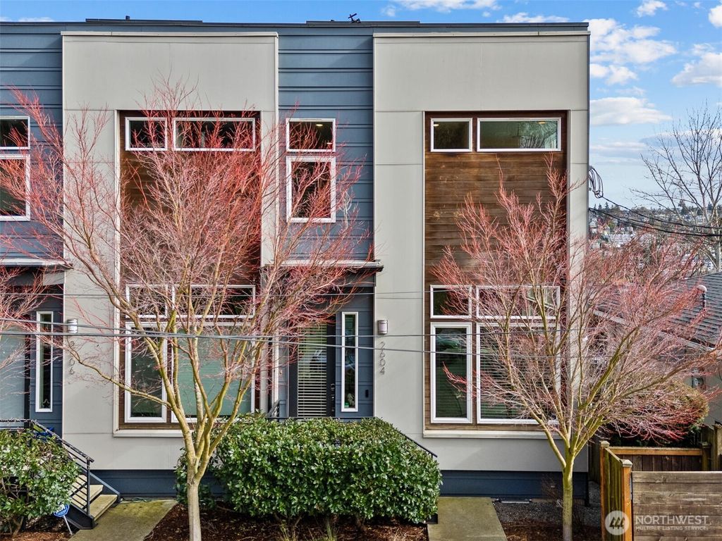 Photo of 2604 23rd Avenue W, Seattle, WA 98199 (MLS # 2337923)
