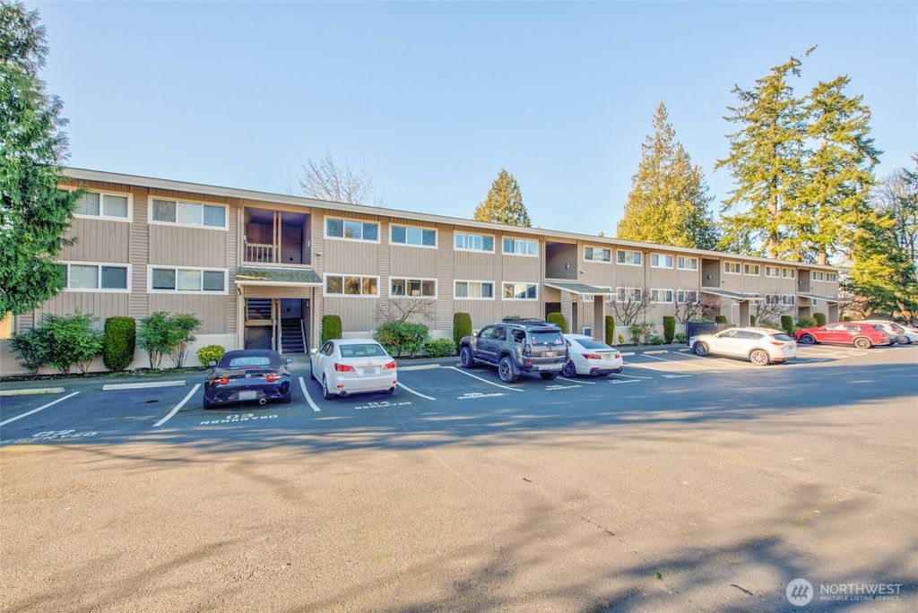 Photo of 725 9th Avenue S #202, Kirkland, WA 98033 (MLS # 2332404)