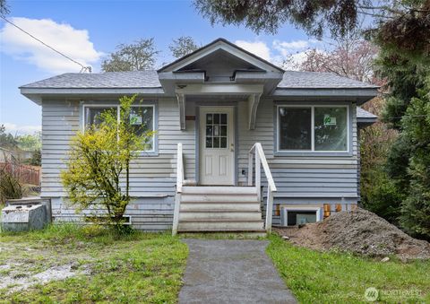 Photo of 9617 15th Avenue NE, Seattle, WA 98115 (MLS # 2501107)