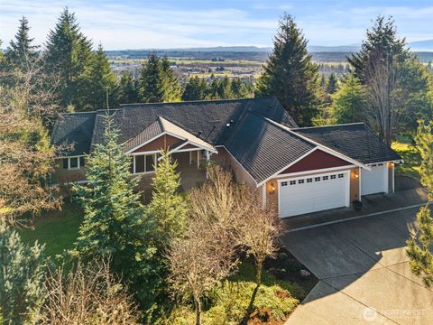 Photo of 117 Briarwood Court, Chehalis, WA 98532 (MLS # 2483049)