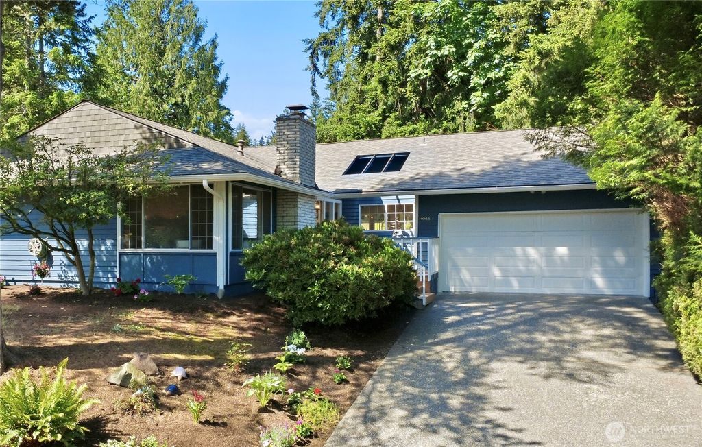 Photo of 4533 147th Avenue SE, Bellevue, WA 98006 (MLS # 2530023)