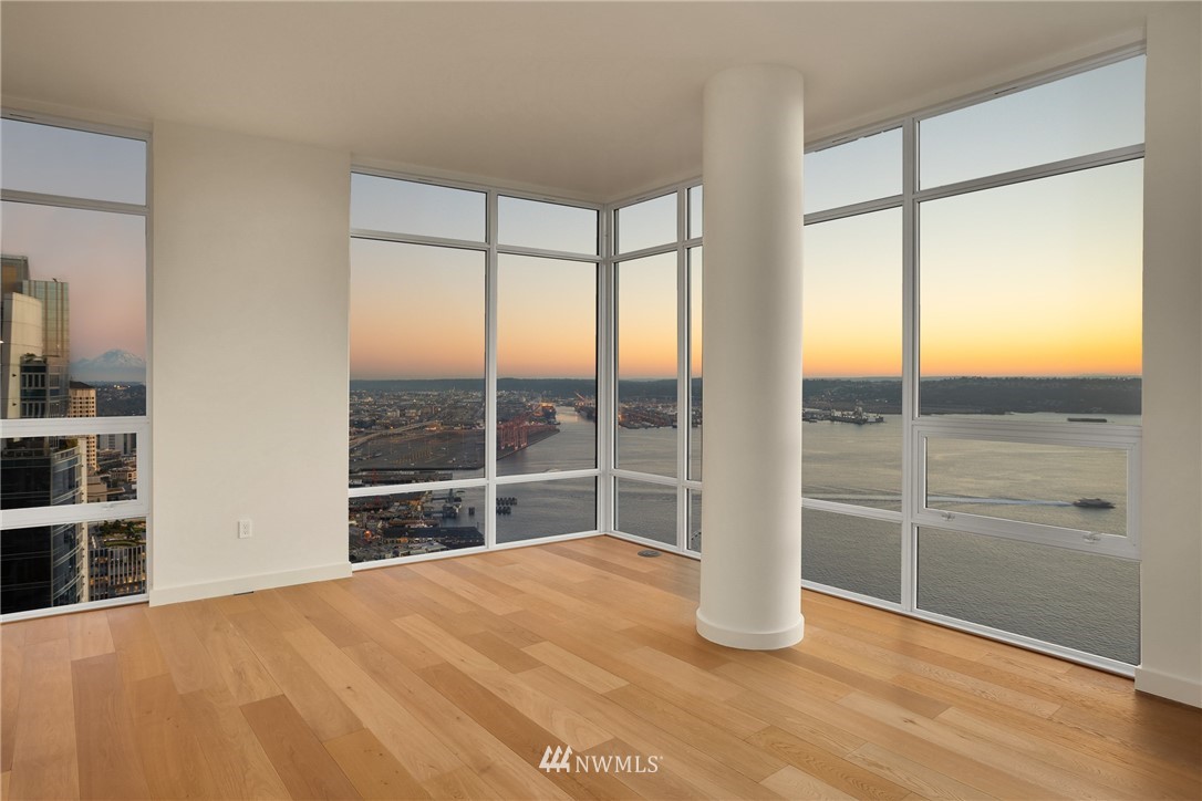 121 Stewart Street 3604