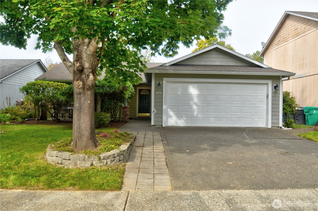 Photo of 1616 Bright Star Way NE, Olympia, WA 98506 (MLS # 2588864)