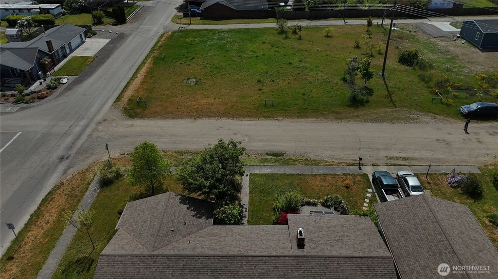 Photo of 999999 W Maple Street, Sequim, WA 98382 (MLS # 2524546)