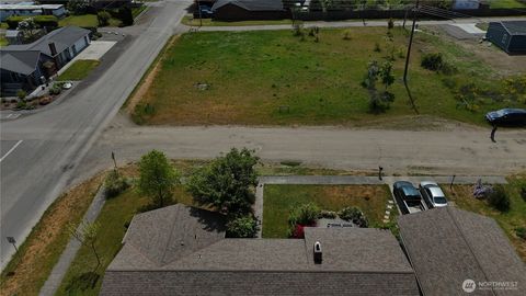 Photo of 999999 W Maple Street, Sequim, WA 98382 (MLS # 2524546)