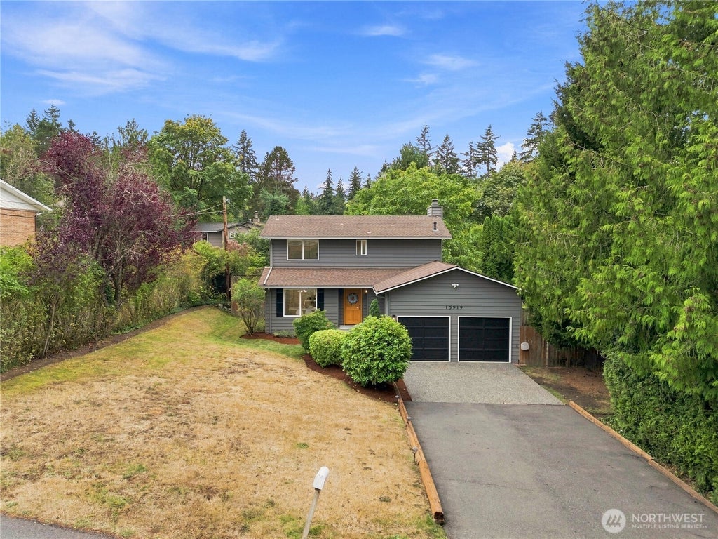 Photo of 15919 82nd Place NE, Kenmore, WA 98028 (MLS # 2586182)