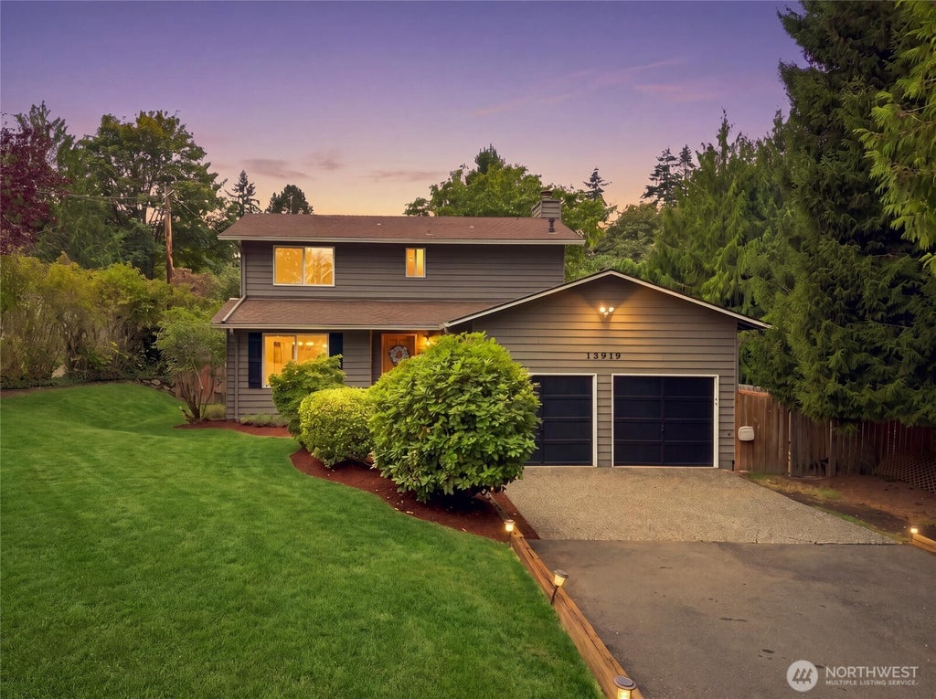 Photo of 15919 82nd Place NE, Kenmore, WA 98028 (MLS # 2586182)