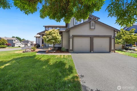 Photo of 1959 Highpoint Street, Enumclaw, WA 98022 (MLS # 2555124)