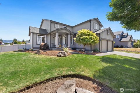 Photo of 1959 Highpoint Street, Enumclaw, WA 98022 (MLS # 2555124)