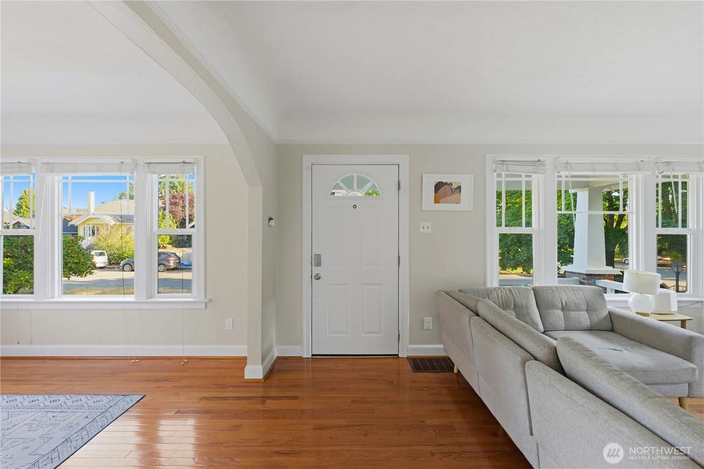 Photo of 3417 N 8th Street, Tacoma, WA 98406 (MLS # 2568548)
