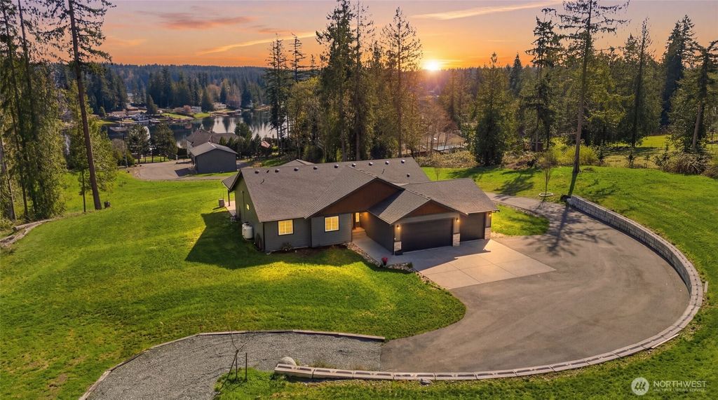 Photo of 15122 56th Avenue NW, Stanwood, WA 98292 (MLS # 2497586)