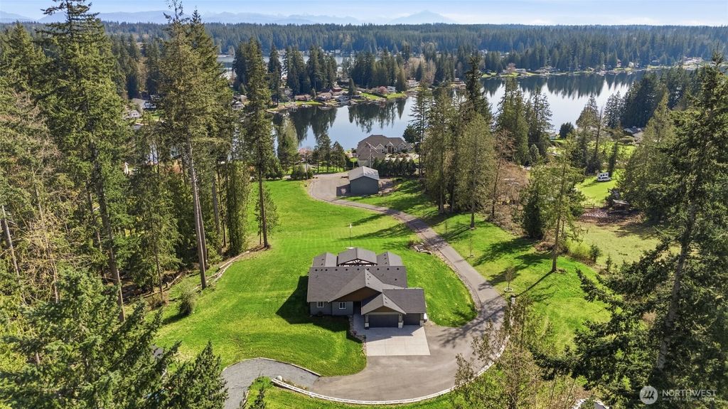 Photo of 15122 56th Avenue NW, Stanwood, WA 98292 (MLS # 2497586)