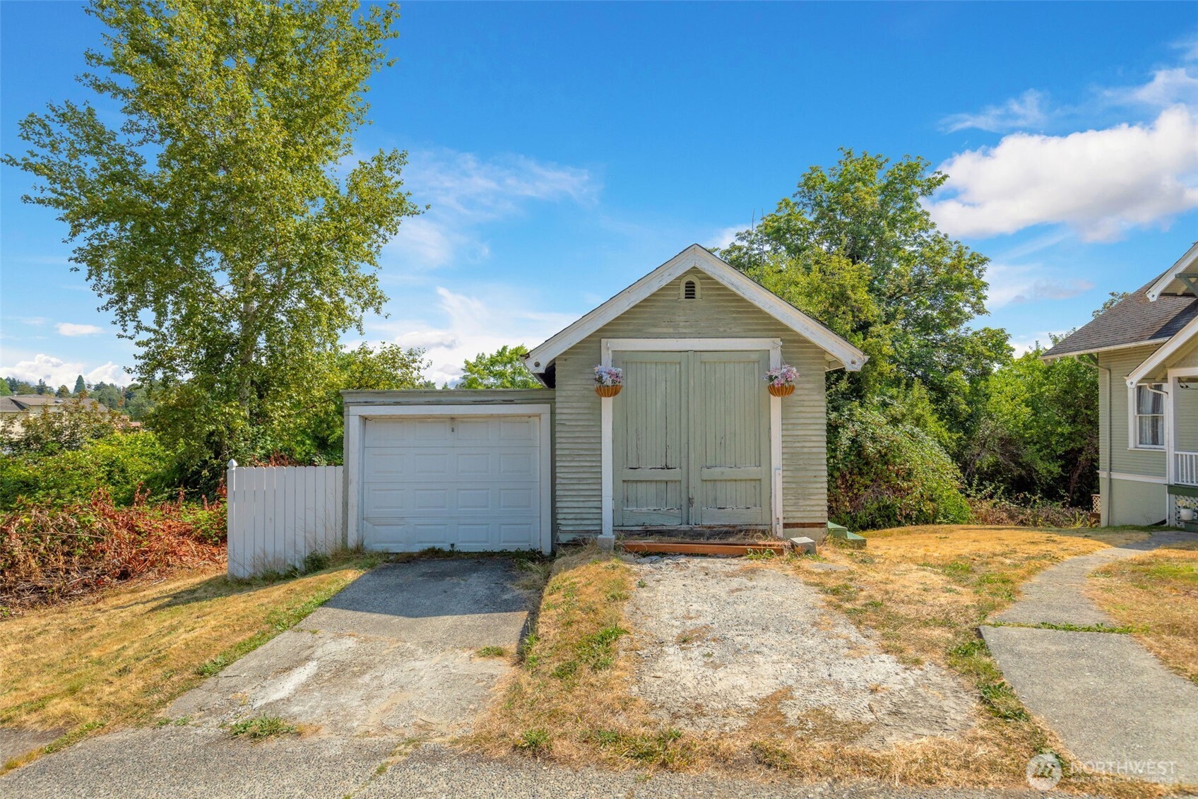 3836 Letitia Avenue S