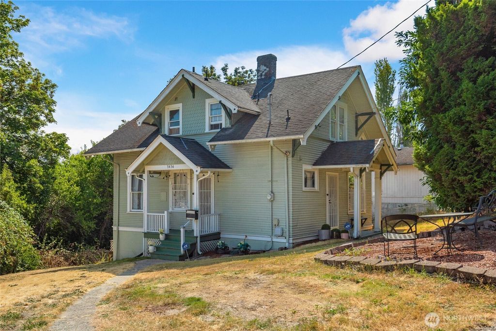 Photo of 3836 Letitia Avenue S, Seattle, WA 98118 (MLS # 2490538)