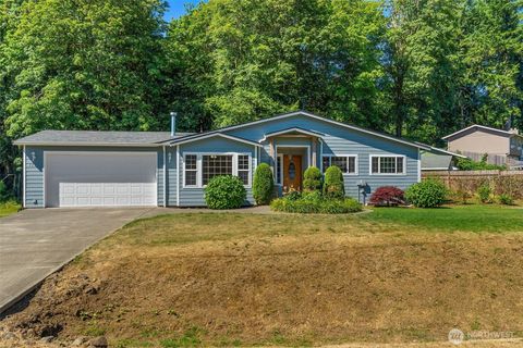 Photo of 7713 Greenridge Loop SW, Olympia, WA 98512 (MLS # 2483793)
