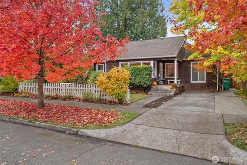 Photo of 807 Decatur Street SW, Olympia, WA 98502 (MLS # 2452273)