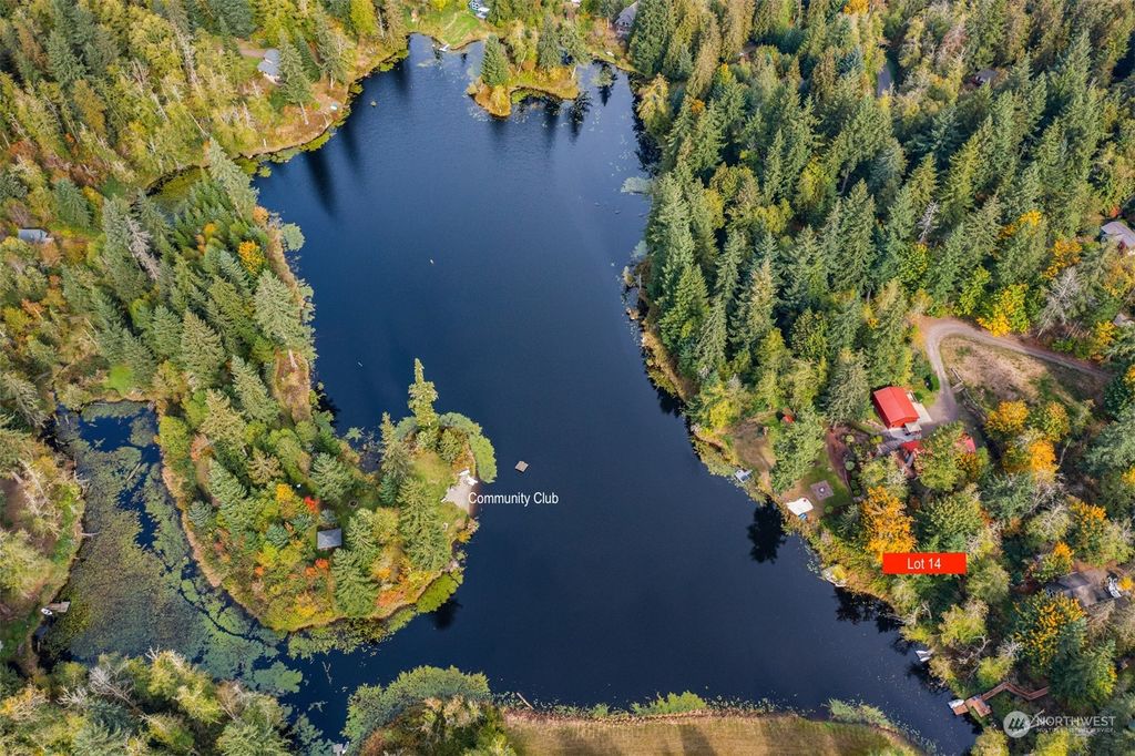 Photo of 23724 E Lake Kayak Drive, Monroe, WA 98272 (MLS # 2173365)