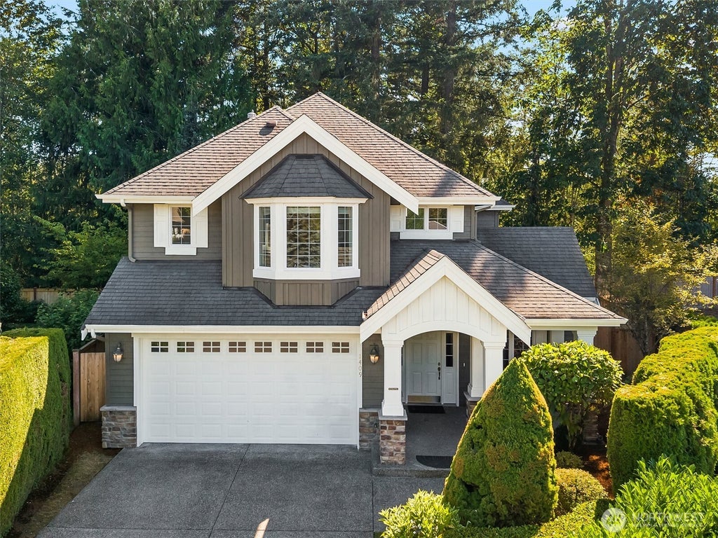 Photo of 1409 271st Place SE, Sammamish, WA 98075 (MLS # 2593428)