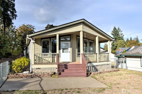 Photo of 1320 Dickinson Avenue, Shelton, WA 98584 (MLS # 2592703)
