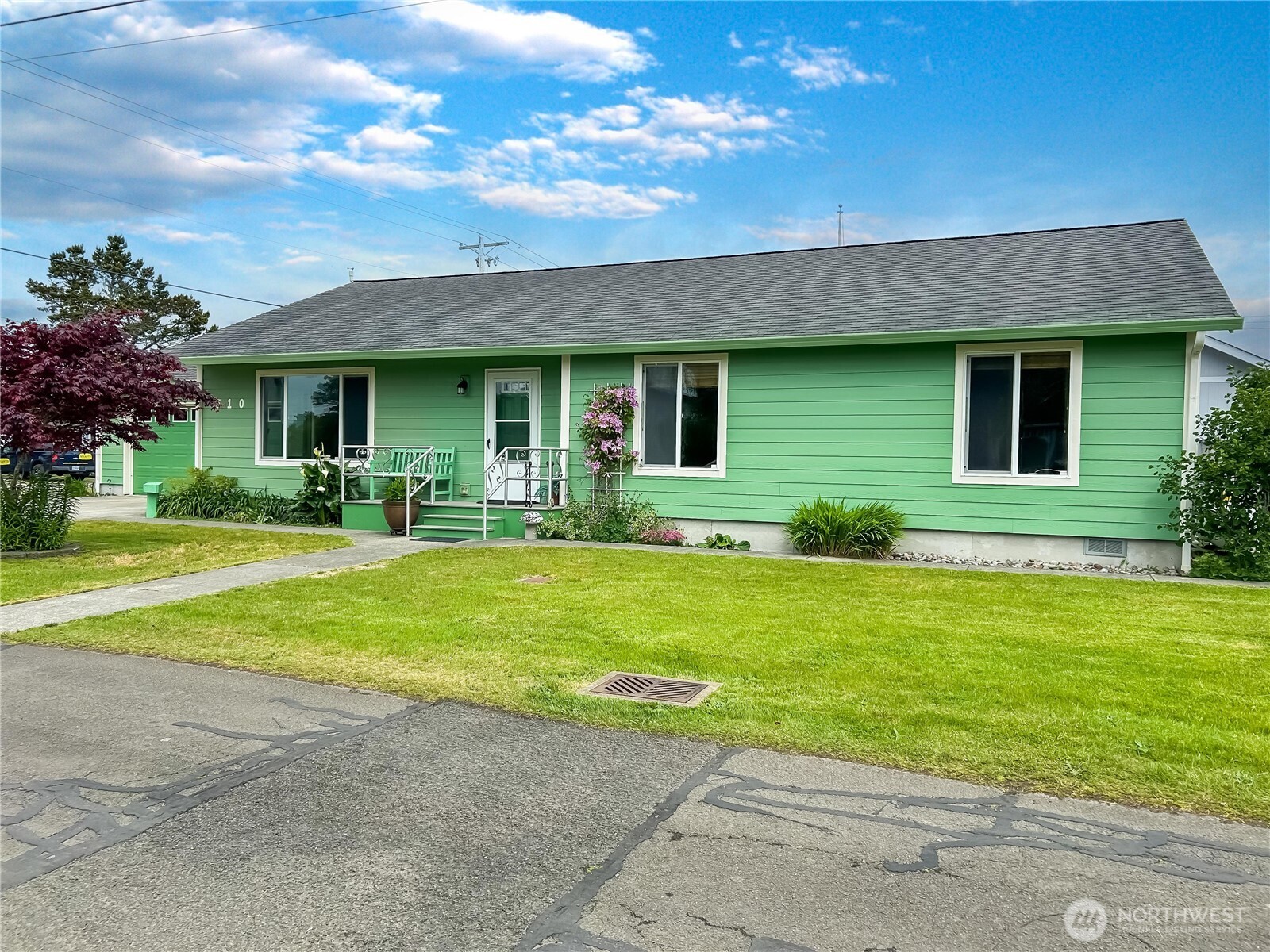 510 Oregon Avenue N