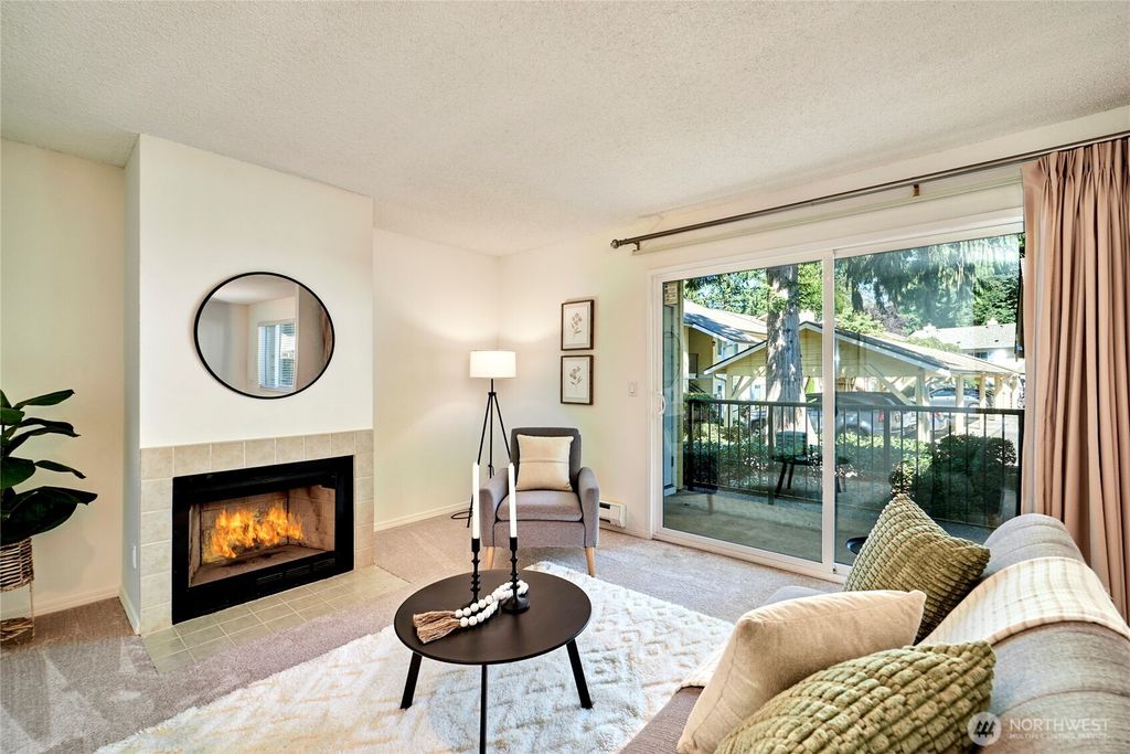 Photo of 14611 NE 50th Place #F2, Bellevue, WA 98007 (MLS # 2419948)