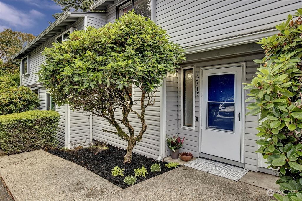 Photo of 12505 SE 30th Street #B2515, Bellevue, WA 98005 (MLS # 2251280)