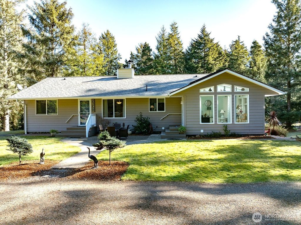 Photo of 3201 318th Street, Ocean Park, WA 98640 (MLS # 2489246)