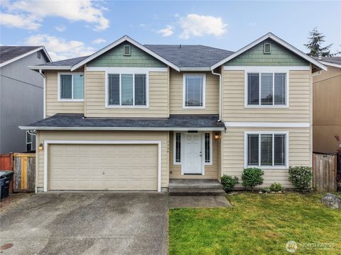 Photo of 1324 E 181st Street Ct E, Spanaway, WA 98387 (MLS # 2510897)
