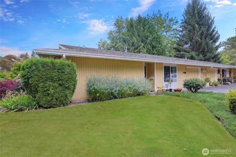 Photo of 3300 Carpenter Road SE #97, Lacey, WA 98503 (MLS # 2570049)