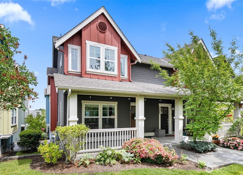 Photo of 3253 SW Raymond Street, Seattle, WA 98126 (MLS # 2397950)