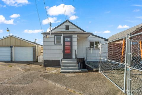 A home in Bremerton