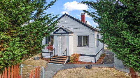 A home in Bremerton