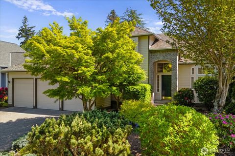 Photo of 7205 NE 147th Place, Kenmore, WA 98028 (MLS # 2506391)