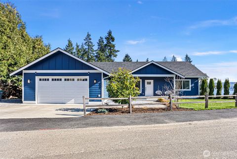 Photo of 3040 Classic Avenue NE, Bremerton, WA 98310 (MLS # 2486946)