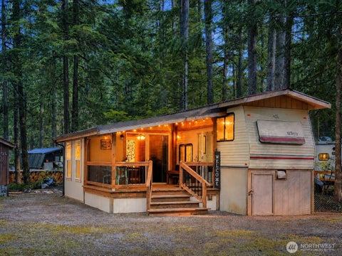 Photo of 203 1 Fireside Lodge Circle, Deming, WA 98244 (MLS # 2575919)