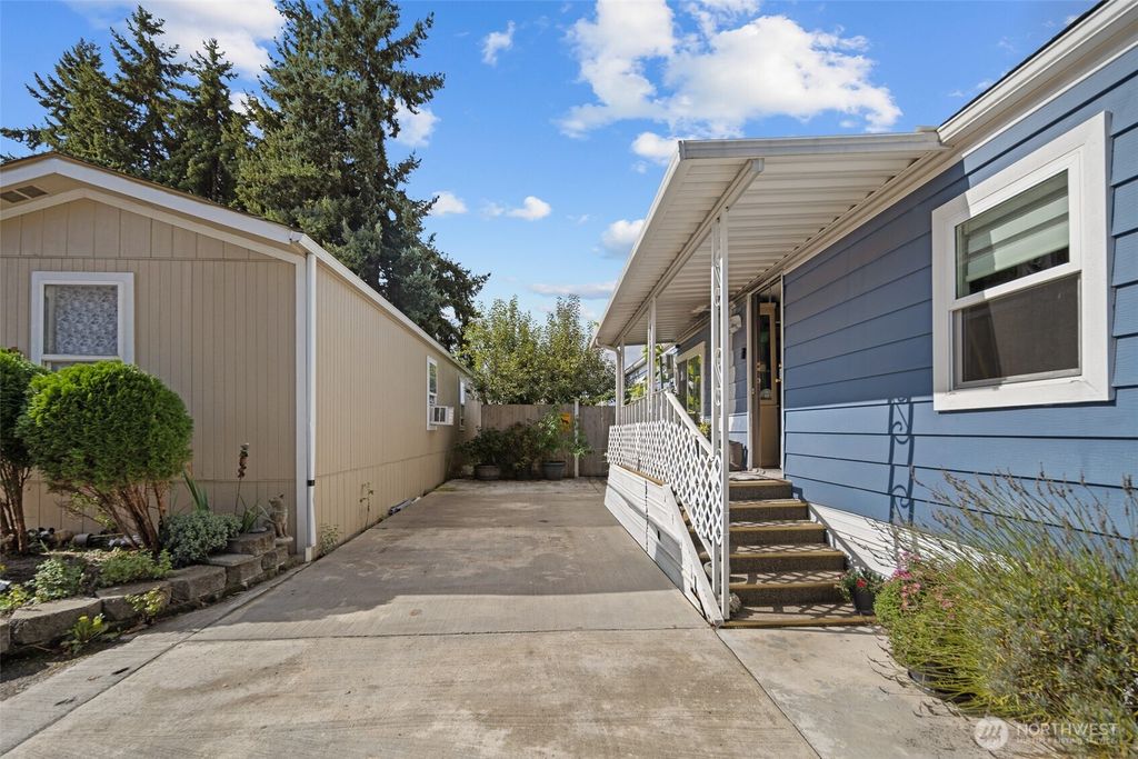 Photo of 856 Central Avenue S #83, Kent, WA 98032 (MLS # 2440529)