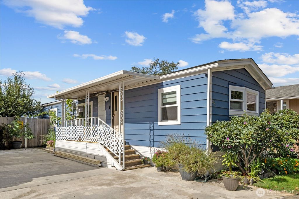 Photo of 856 Central Avenue S #83, Kent, WA 98032 (MLS # 2440529)