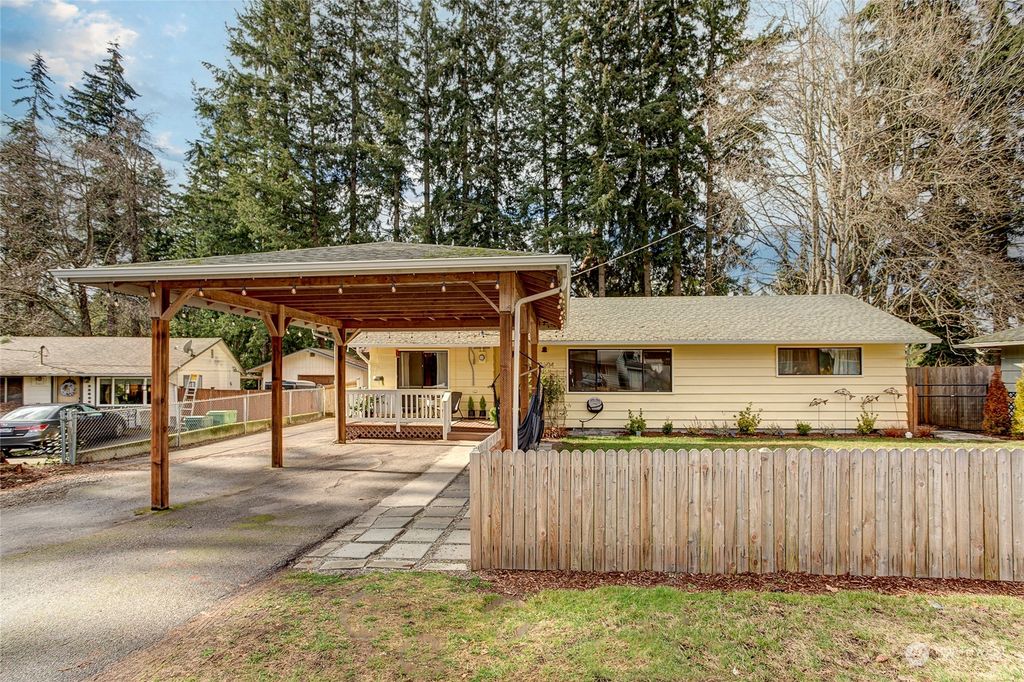 Photo of 22604 63rd Place W, Mountlake Terrace, WA 98043 (MLS # 2034135)