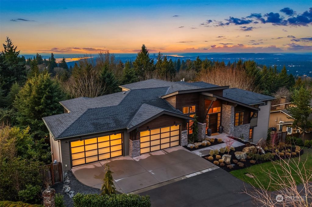 Photo of 5079 145th Place SE, Bellevue, WA 98006 (MLS # 2198014)