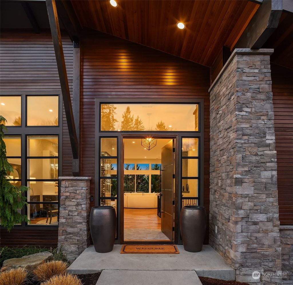 Photo of 5079 145th Place SE, Bellevue, WA 98006 (MLS # 2198014)