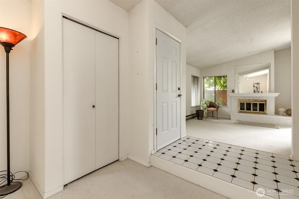 Photo of 31717 48th Lane SW #A, Federal Way, WA 98023 (MLS # 2295868)