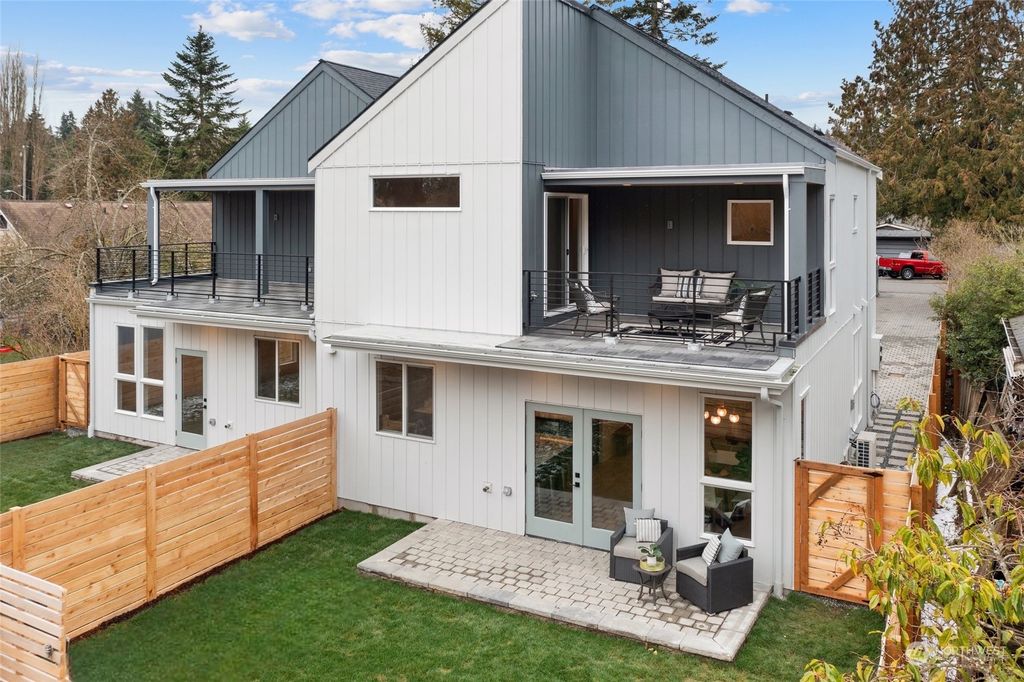 Photo of 13018 23rd Avenue NE, Seattle, WA 98125 (MLS # 2040332)