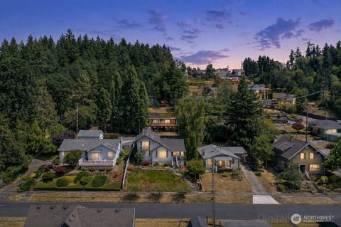 Photo of 38 SE Washington Avenue, Chehalis, WA 98532 (MLS # 2524561)