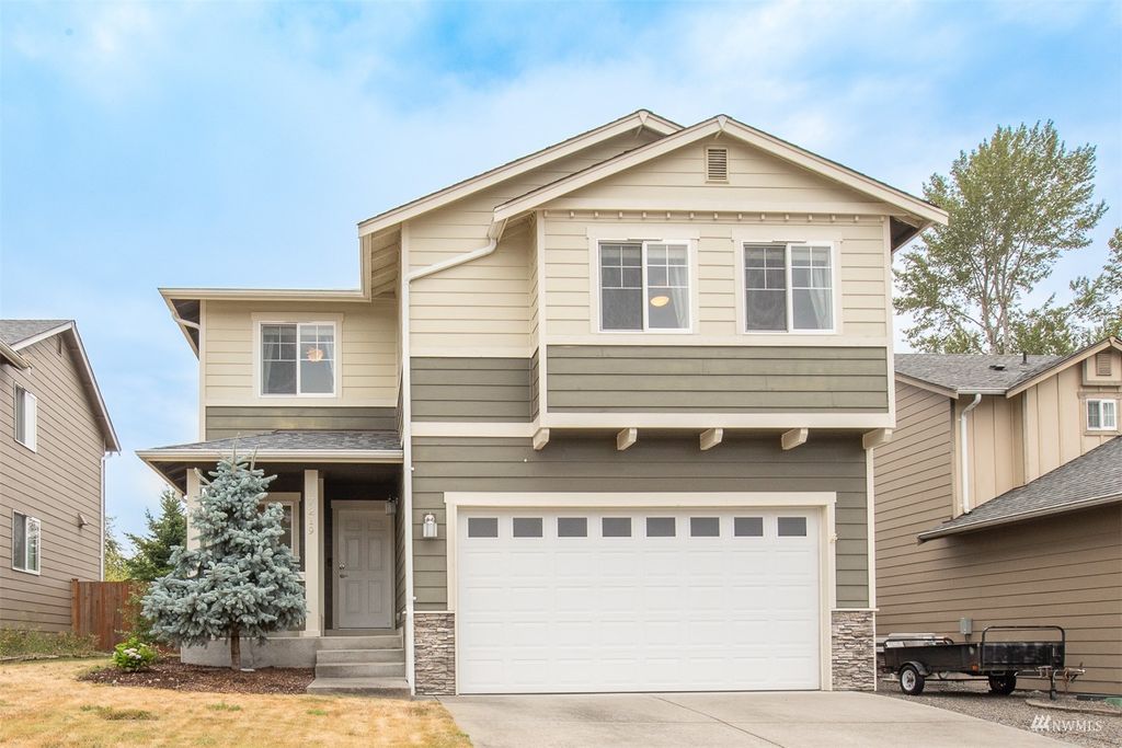 Photo of 7219 39th Place NE, Marysville, WA 98270 (MLS # 1982255)