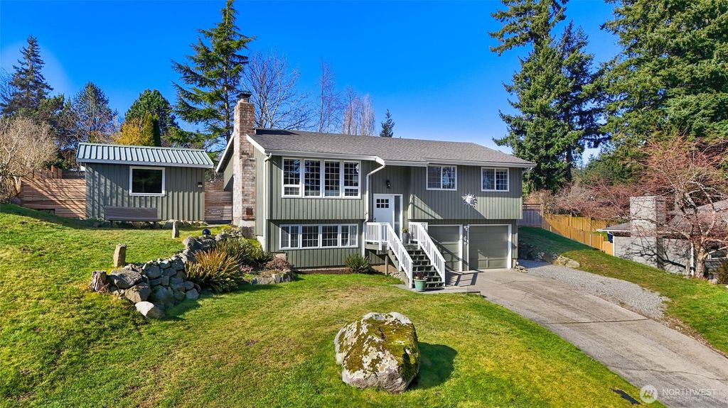 Photo of 510 Cypress Road, Bellingham, WA 98225 (MLS # 2482998)