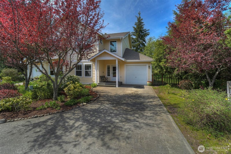 10648 NE Kingston Meadow Circle